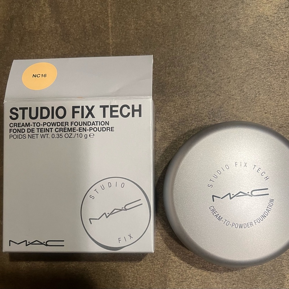 MAC Cosmetics Studio Fix Tech Foundation - NC16